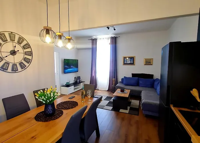 Little Ivan 公寓 *